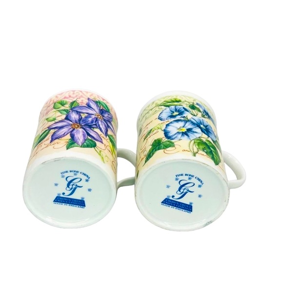 English Vintage Crown Trent Fine Bone China Coffee Mugs Set of 2 Floral Design - Picture 11 of 11